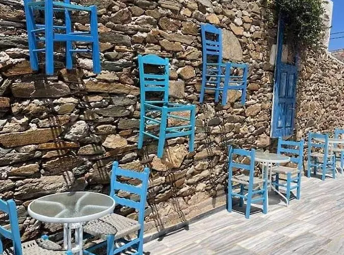 Yacht Front - Back Yard - No 8 Διαμέρισμα Ίος